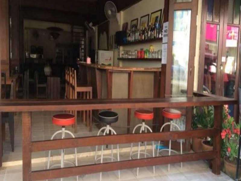 Thapae Backpackers Hostel (Adults Only) 清邁 外观 照片